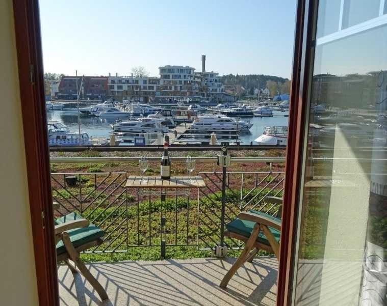 Ferienwohnung "An Der Waterkant" Objekt Id 12050-0 Waren  Bagian luar foto